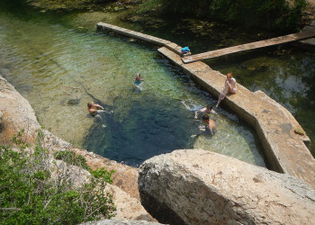 Колодец Иакова (Jacob's Well) на северо-западе от Уимберли в американском штате Техас – фотографии США
