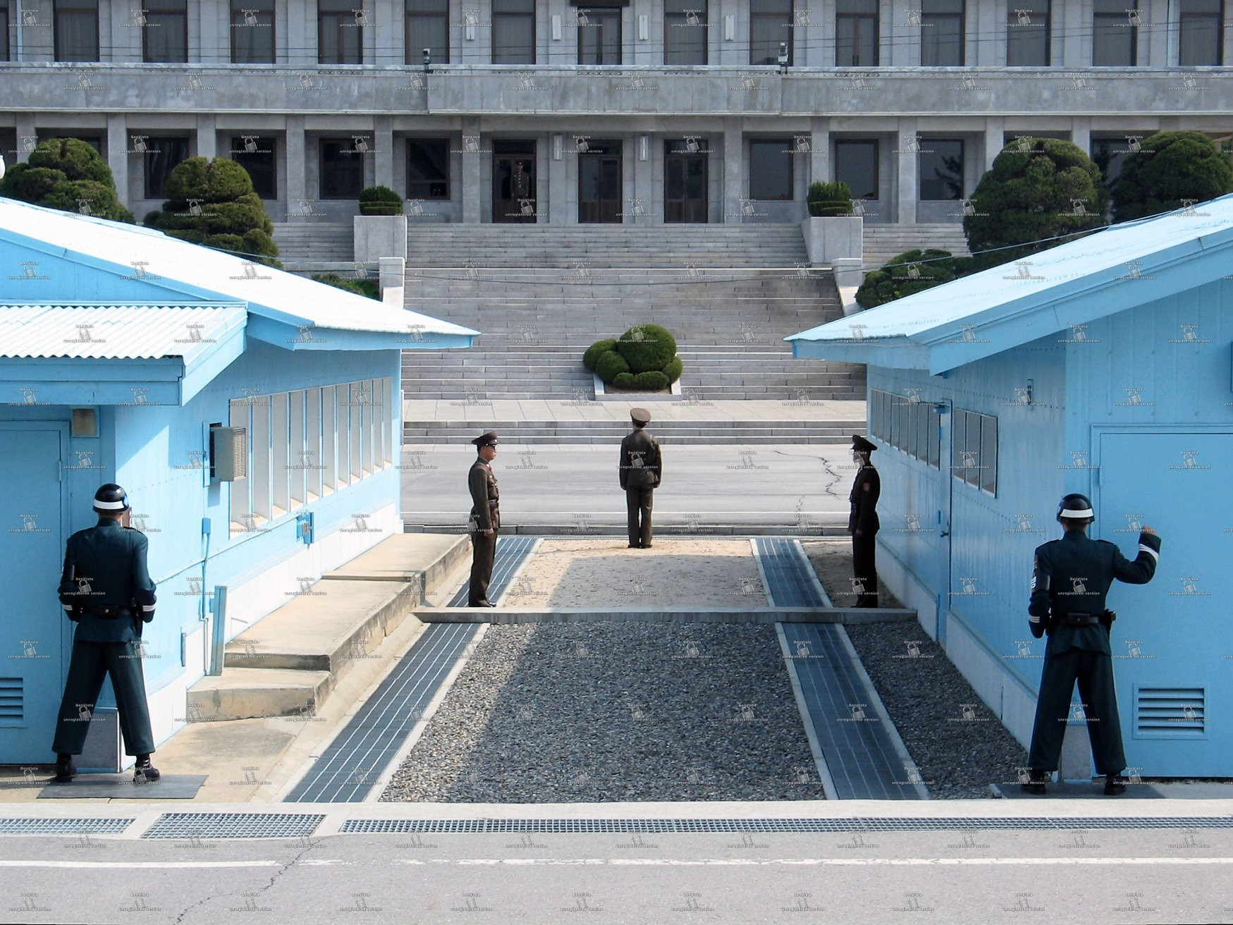 Граница между двумя кореями – фотографии Северной Кореи