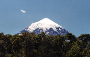 Пик горы. Ланин национальный парк. Аргентина. – фотографии Аргентины
