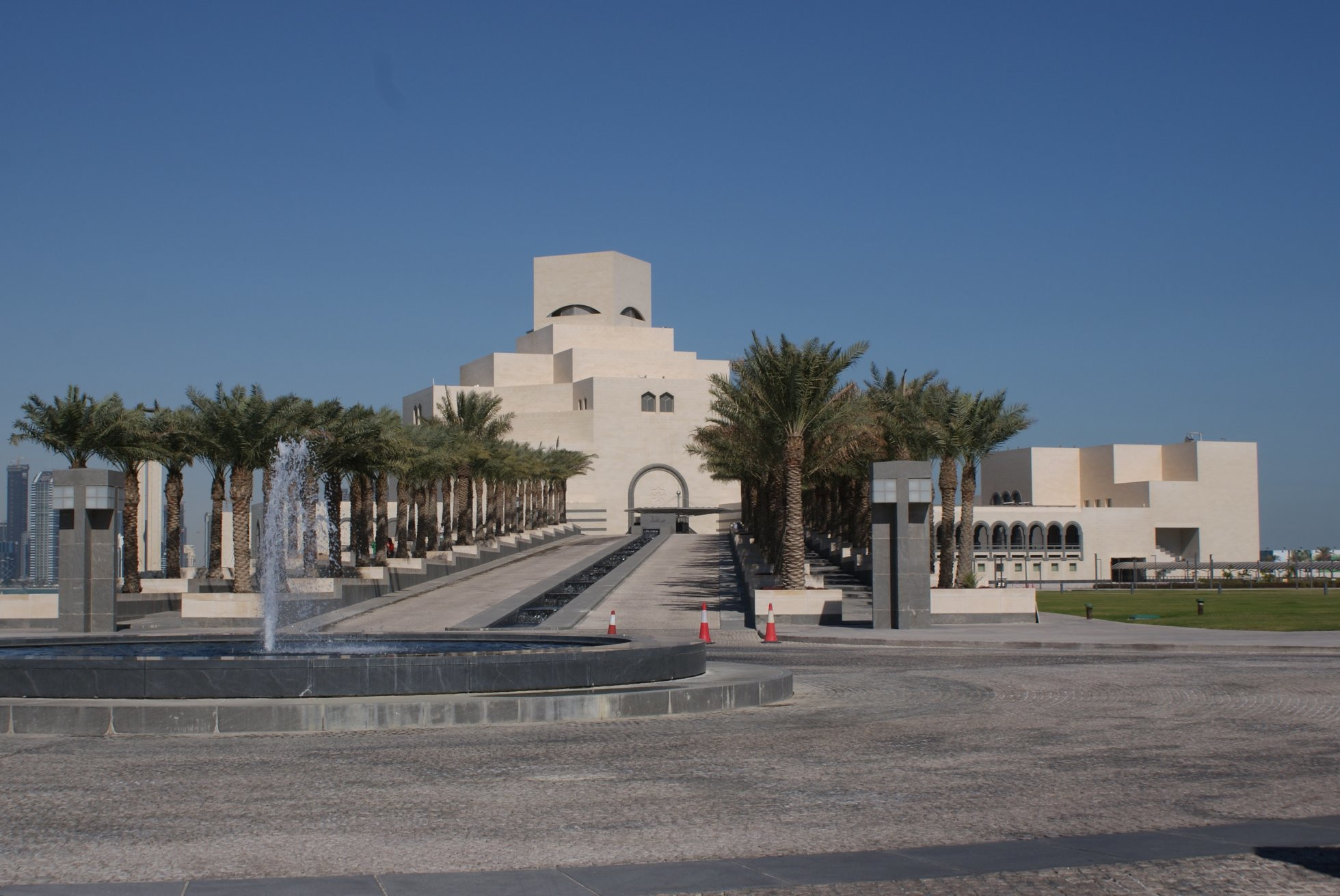 Музей Исламского Искусства в Дохе, Катар – фотографии Катара