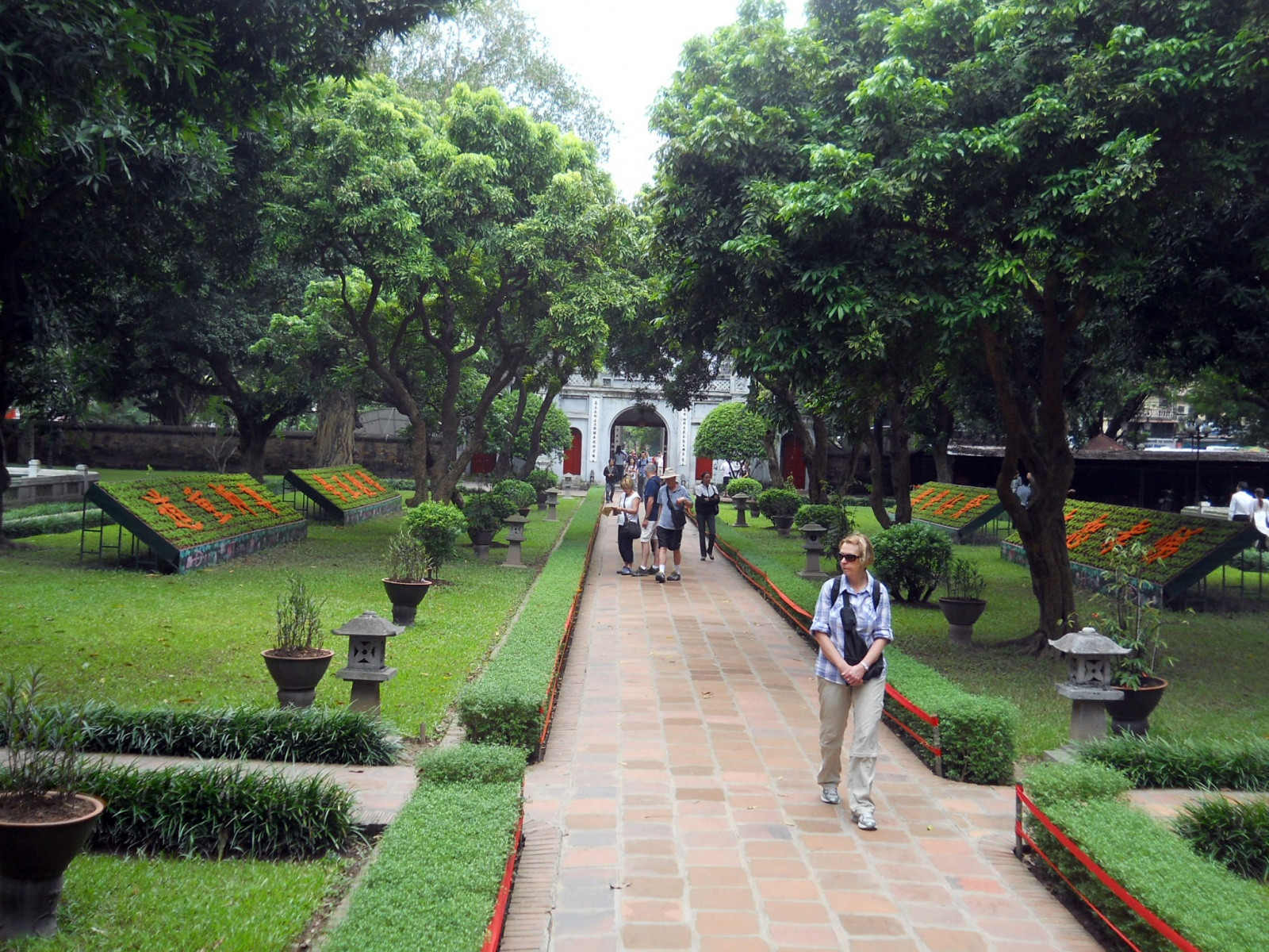 Храм Литературы (Văn Miếu) – фотографии Вьетнама