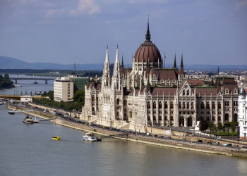 Венгерский парламент 10 – фотографии Венгрии