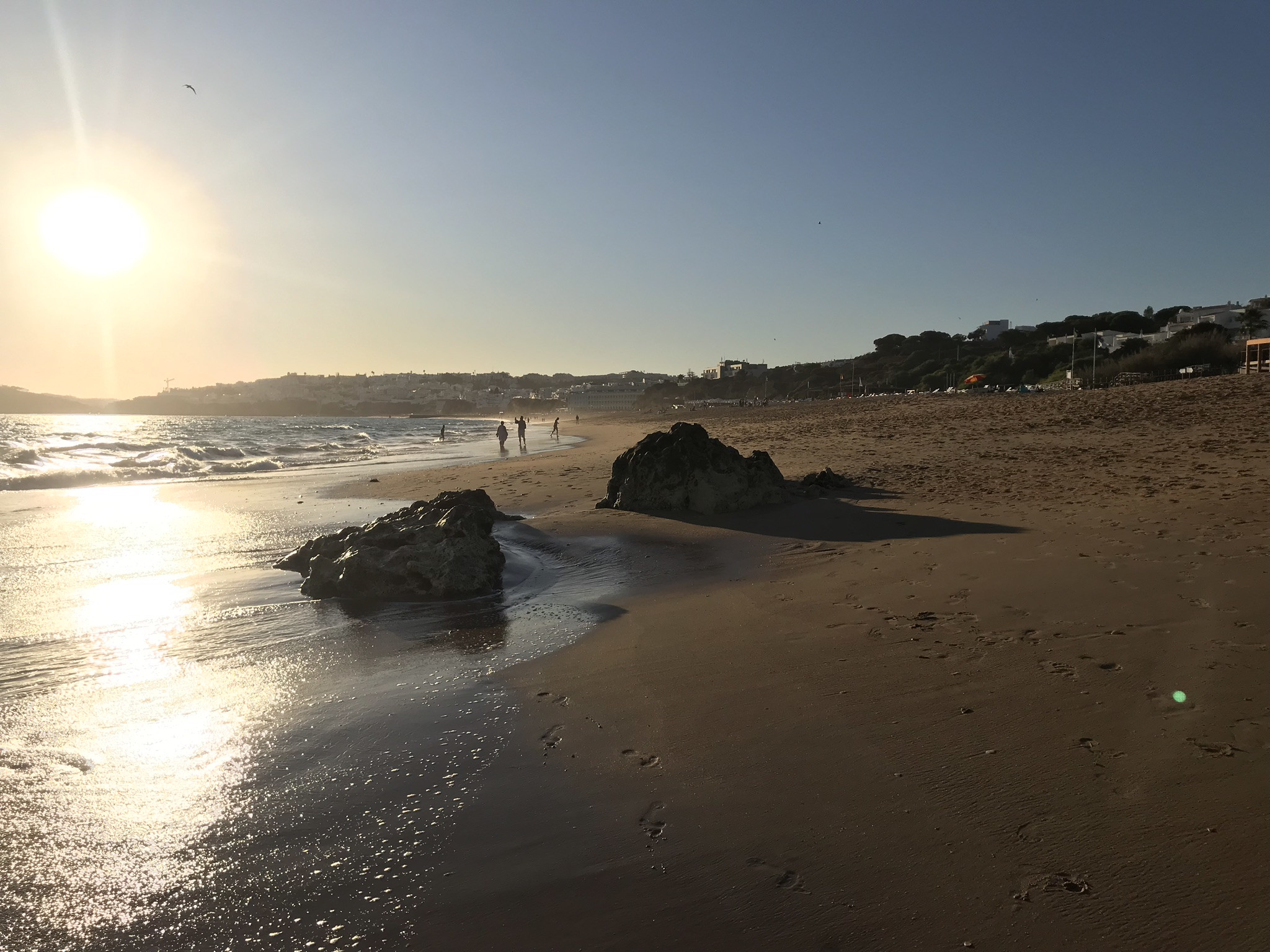 Широченные пляжи Албуфейры – фотографии Португалии