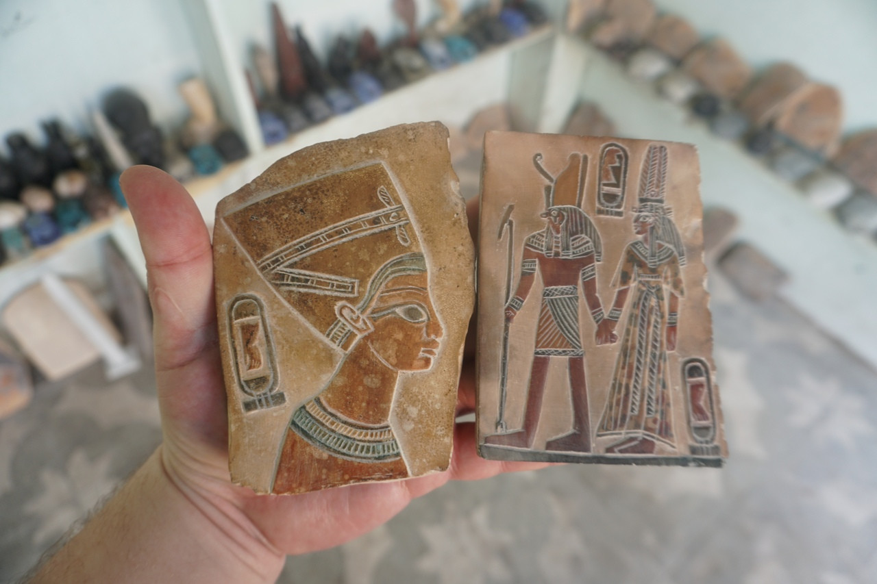 В Долине Цариц упокоение жёны могущественных фараонов и их наследники – фотографии Египта