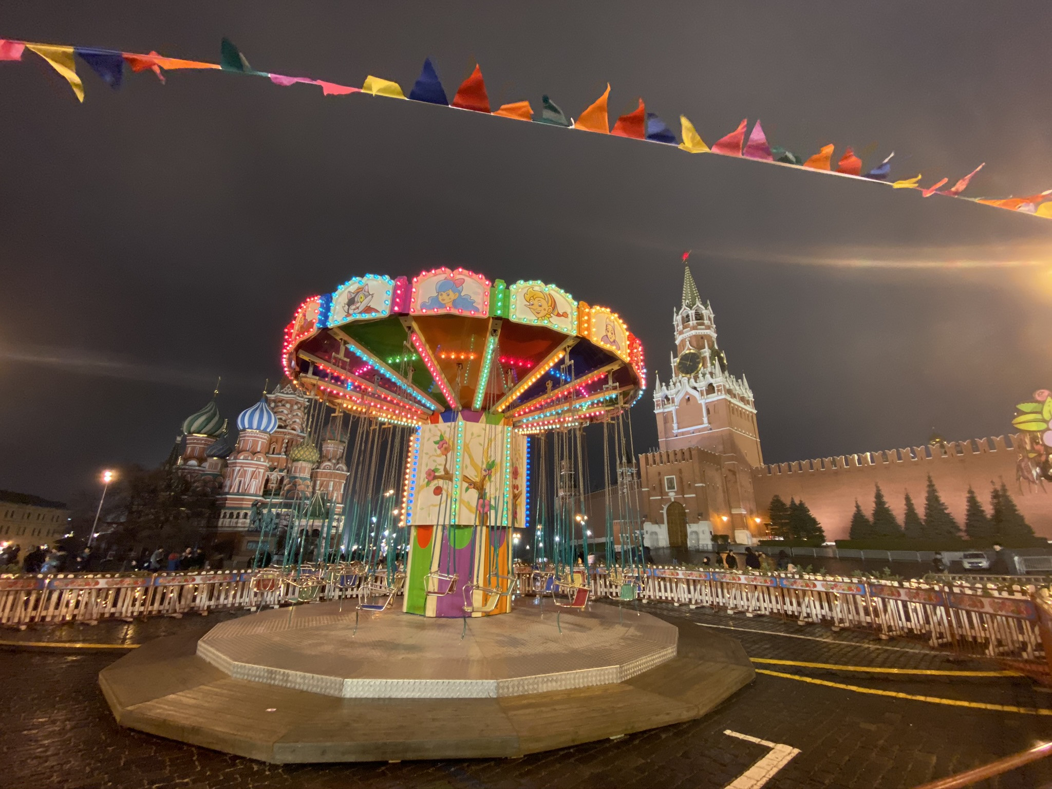 Красная площадь на Новый год в Москве – фотографии России