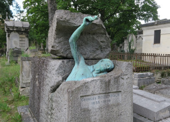 Историческое кладбище Пер-Лашез (Pere Lachaise Cemetery) в Париже – фотографии Франции