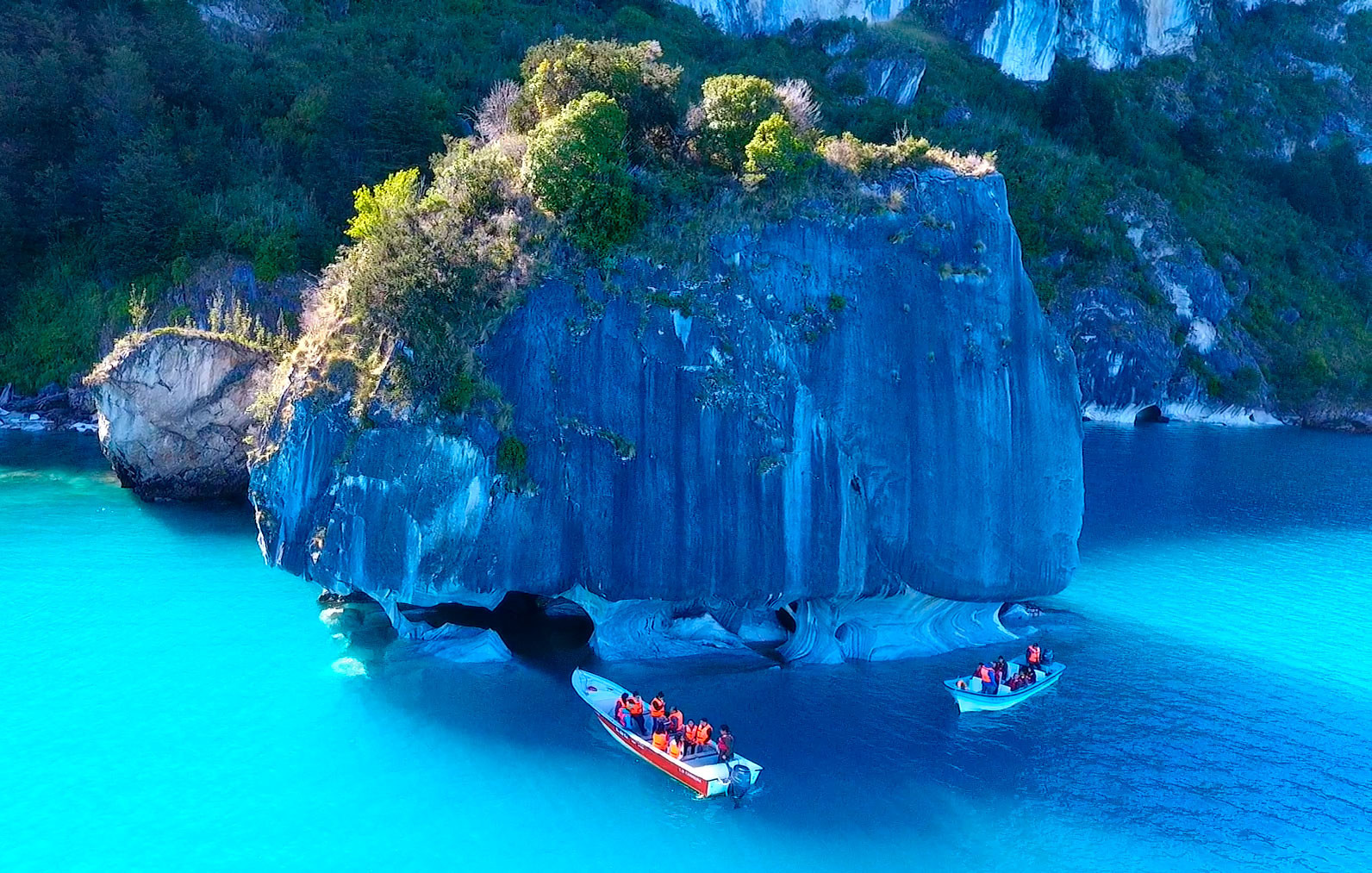 Самые красивые в мире мраморные пещеры чилийской Патагонии – фотографии Чили