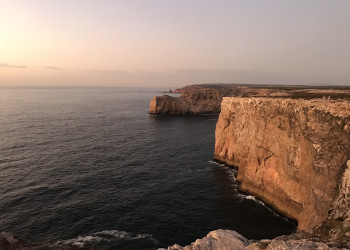 Скалы мыса Сан-Висенте, Португалия – фотографии Португалии