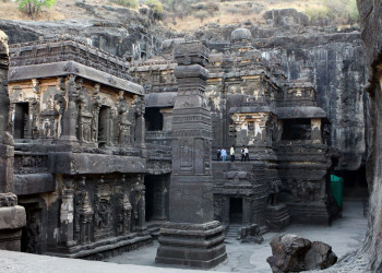 Пещерные храмы Эллоры 8 – фотографии Индии