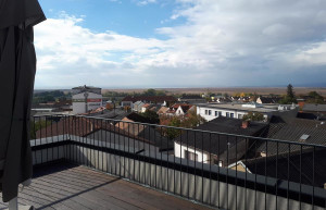 Городские крыши. Нойзидль-ам-Зе. Австрия – фотографии Австрии