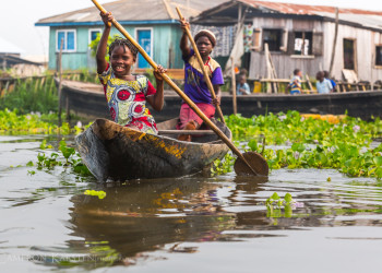 Деревня Ганвье (Ganvie) на озере Нокуэ – фотографии Бенина