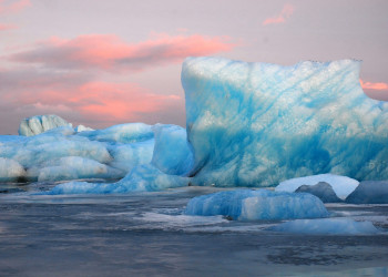 Исландцы очень любят свои ледники Vatnajökull или «Водяной ледник», которые украшают их ландшафт – фотографии Исландии