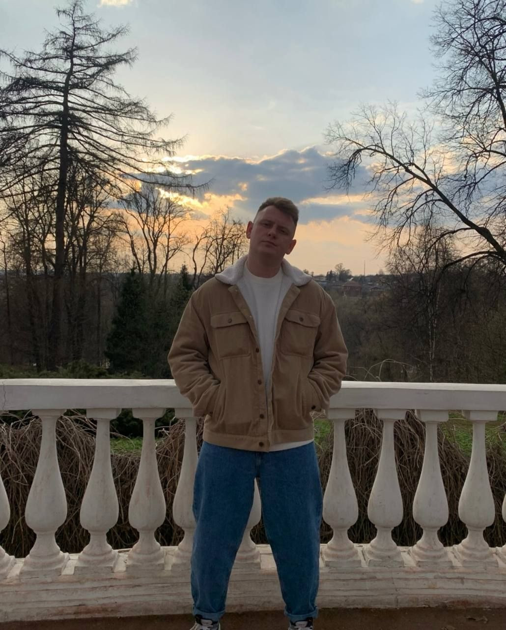 = ) – фотографии