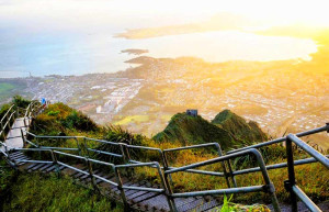 Головокружительная тропа Хайку (Haiku Stairs), Гавайские острова, США – фотографии США