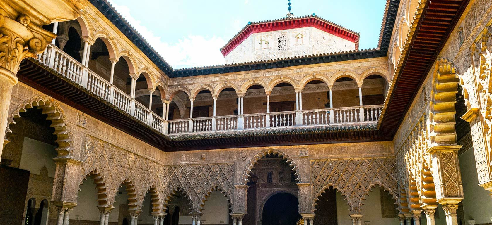 Испанский королевский дворец Алькасар, Севилье – фотографии Испании