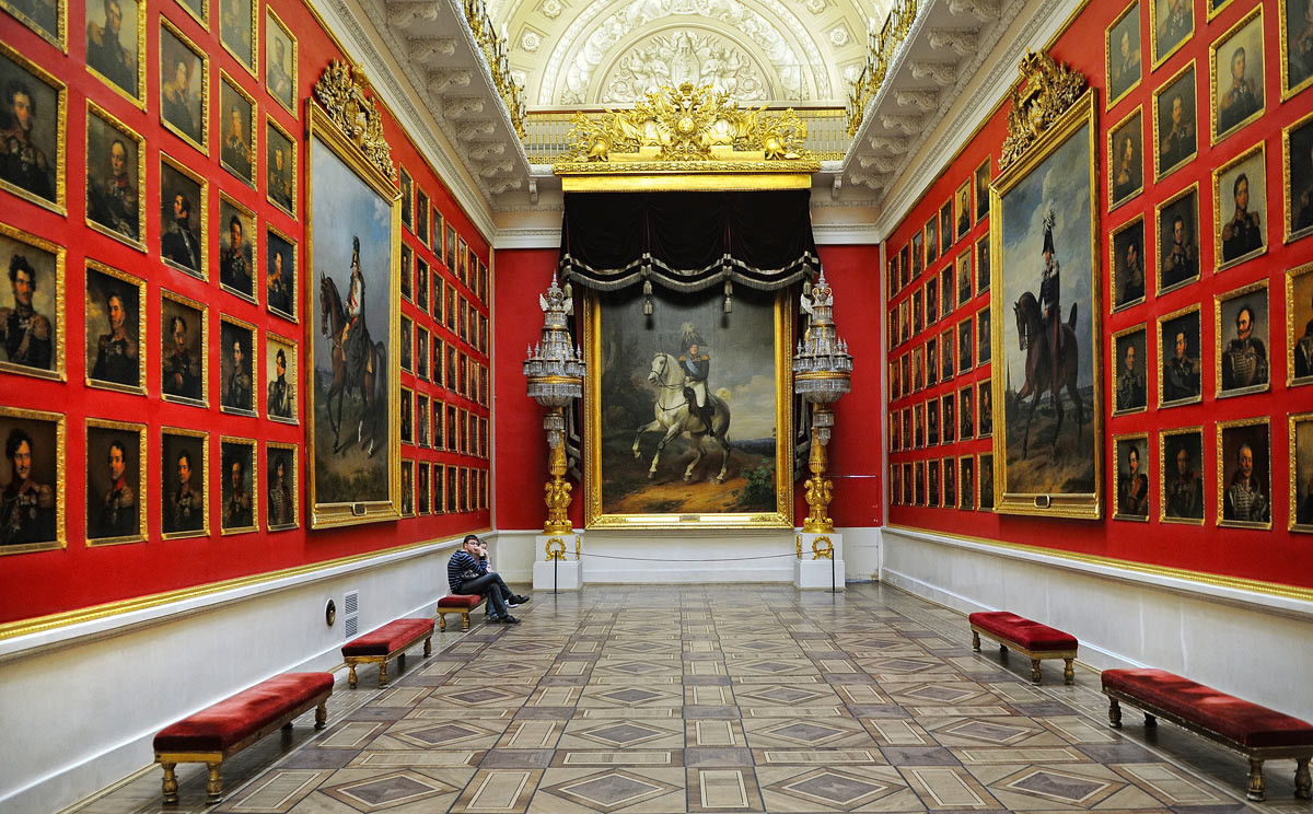 Эрмитаж (The State Hermitage Museum) в Санкт-Петербурге, Россия – фотографии России
