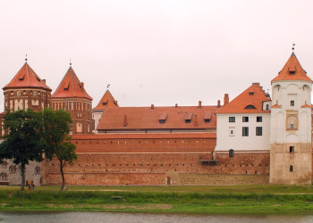 Мирский замок в посёлке Мир (Гродненская область), Беларусь – фотографии Беларуси