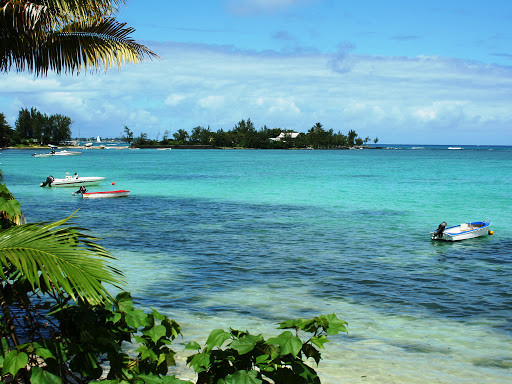 Катание на моторной лодке. Остров Маврикий – фотографии Маврикия