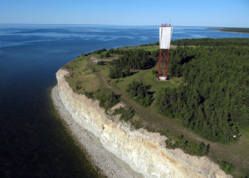 Паганский клиф (Panga Pank) на острове Сааремаа, Эстония – фотографии Эстонии