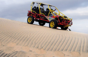 Багги у перуанского оазиса Хуакачина (Huacachina) – фотографии Перу