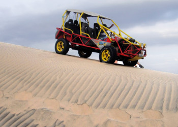 Багги у перуанского оазиса Хуакачина (Huacachina) – фотографии Перу