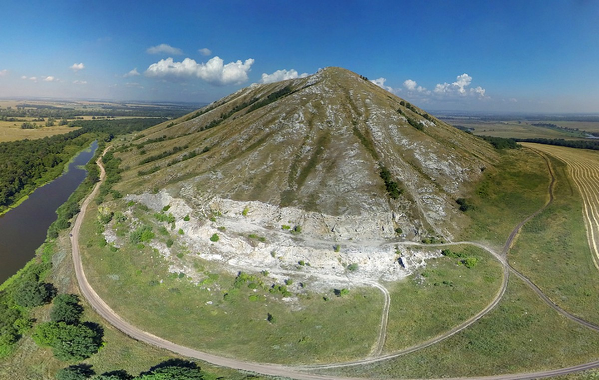 Конусообразные холмы (Bashkortostan Shihans), Башкирия, Россия – фотографии России