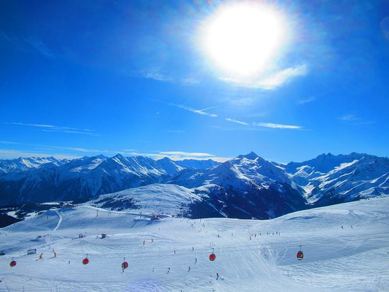 Солнце в горах. Хюттшлаг. Австрия – фотографии Австрии