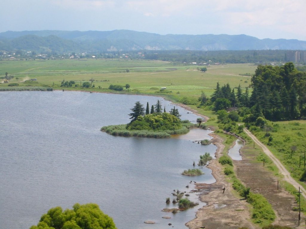 Маленький зеленый островок. Пицунда – фотографии Абхазии