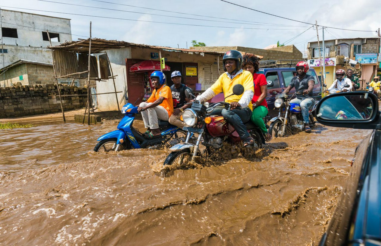 После дождя в Бенине – фотографии Бенина