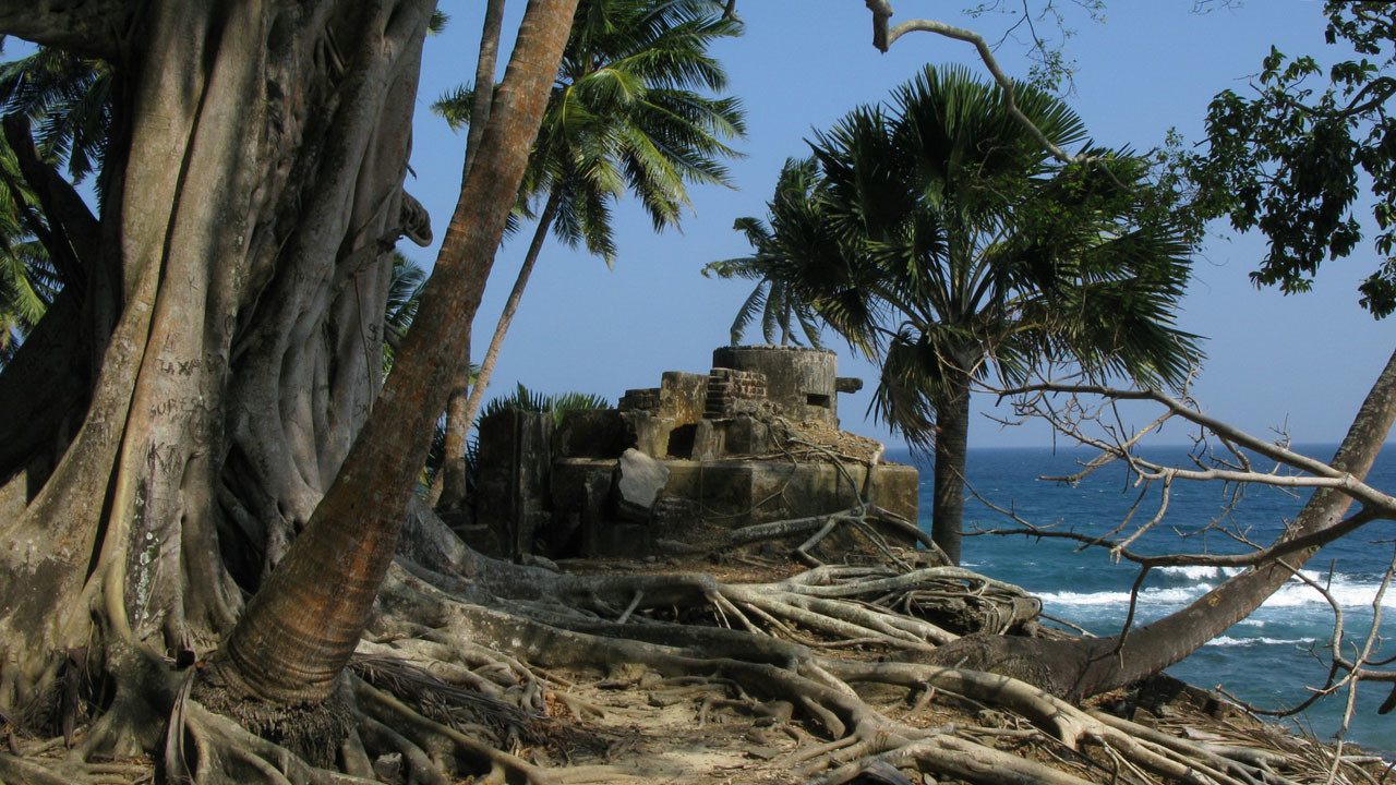 Исторический остров Росс (Ross Island) между Индией и Мьянмой – фотографии Индии