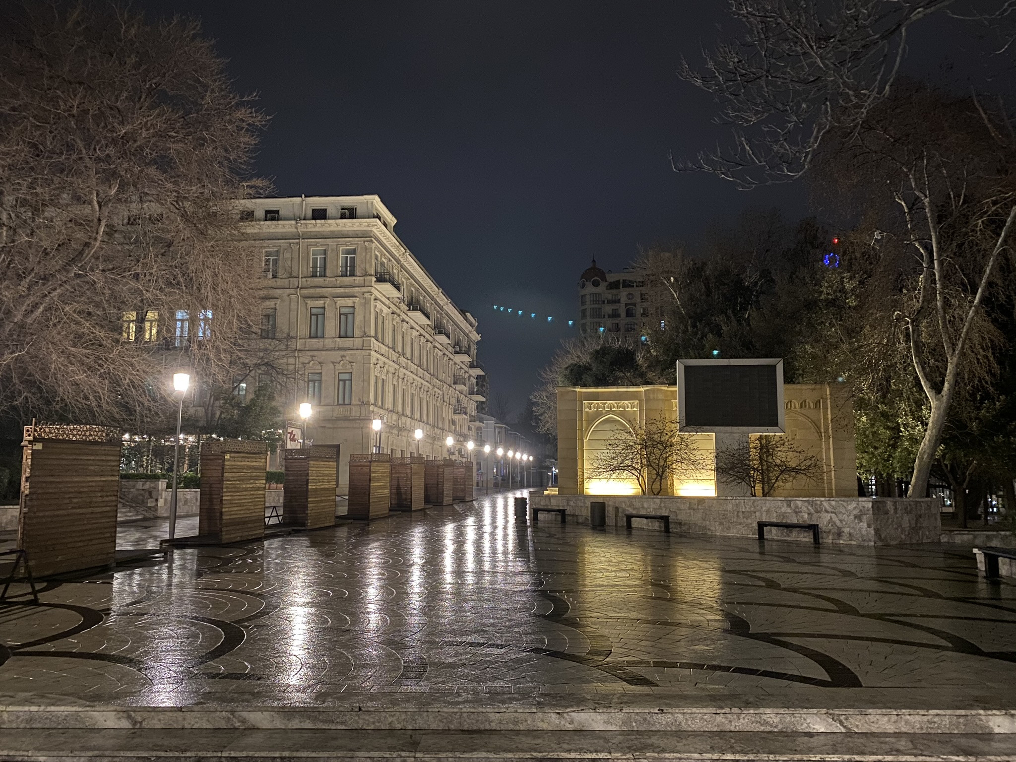 Ночью в площади Фонтанов в Баку – фотографии Азербайджана