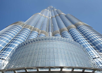 В строительство башни Бурдж-Халифа было вложено 1,5 миллиарда долларов – фотографии ОАЭ