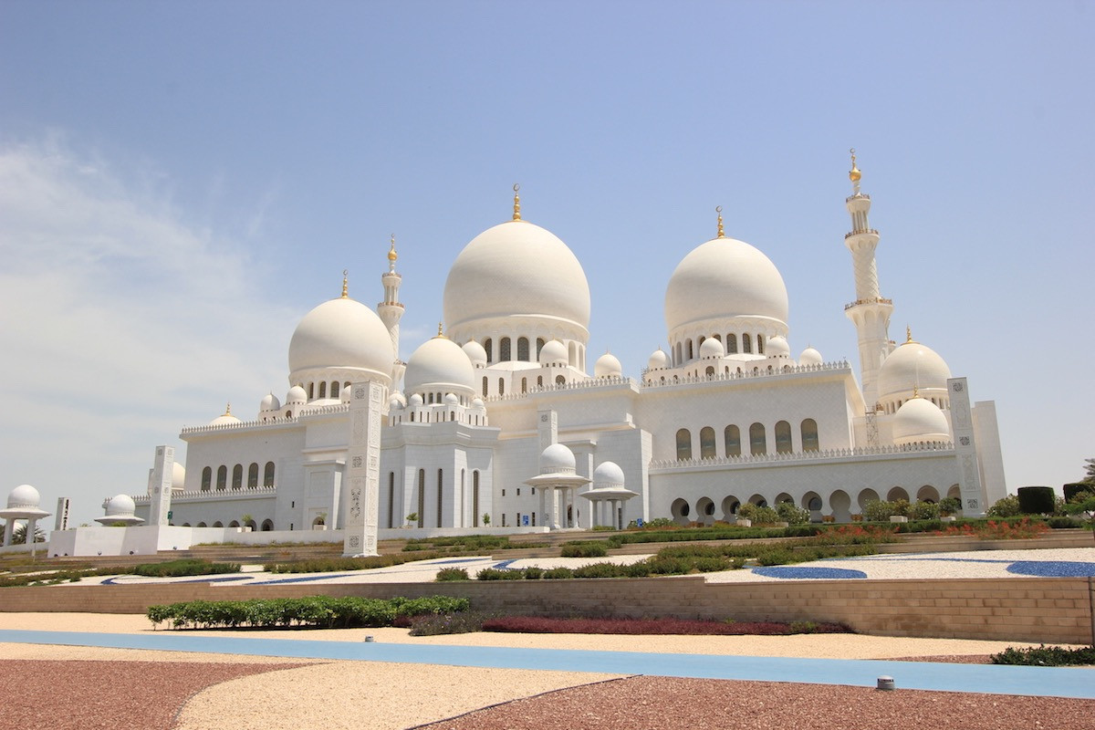 Белоснежная мечеть шейха Зайда в ОАЭ – фотографии ОАЭ