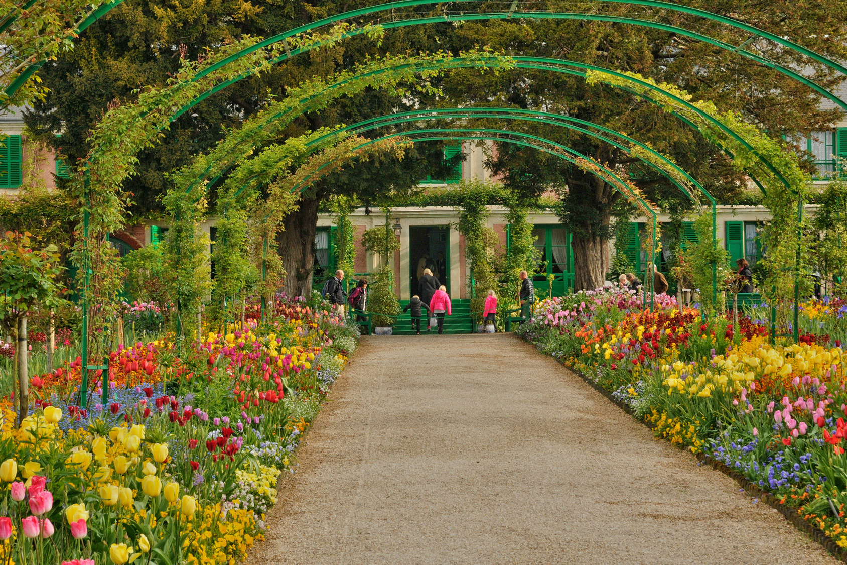 Живописный сад Клода Моне в Живерни, Франция – фотографии Франции