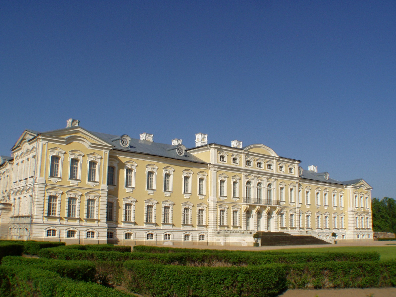 Рундальский дворец (Rundāle Palace) – фотографии Латвии