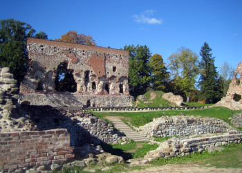 Замок Феллин (Viljandi loss) – фотографии Эстонии