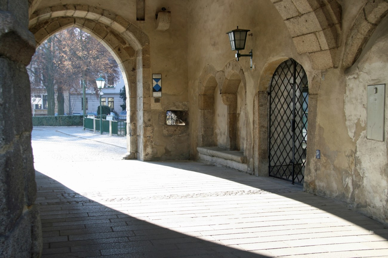 Каменная арка. Фрайштадт. Австрия – фотографии Австрии