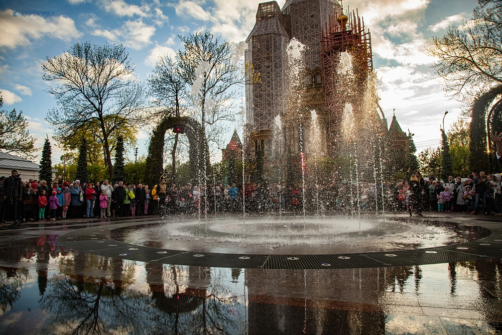 Государственный музей-заповедник Петергоф (Peterhof), Санкт-Петербург – фотографии России