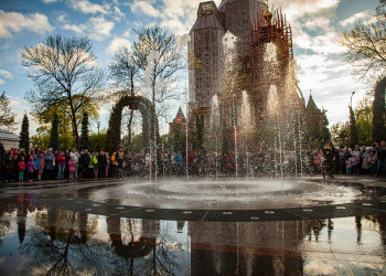 Государственный музей-заповедник Петергоф (Peterhof), Санкт-Петербург – фотографии России