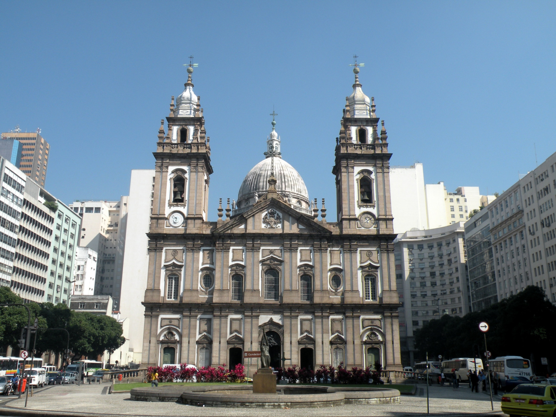 Церковь Богоматери в Канделарии в Рио-де-Жанейро – фотографии Бразилии