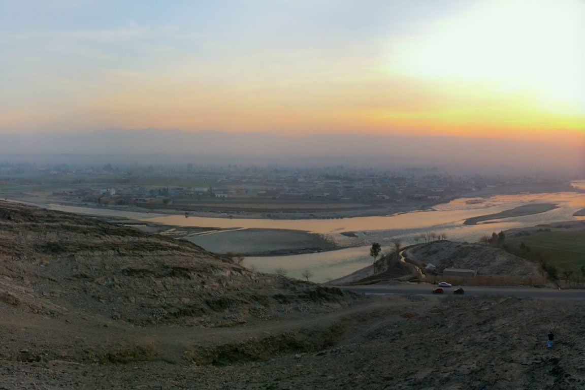 Закат в Джелалабаде. Афганистан – фотографии Афганистана