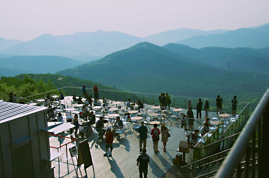 Терраса Ункай, остров Хоккайдо в Японии – фотографии Японии