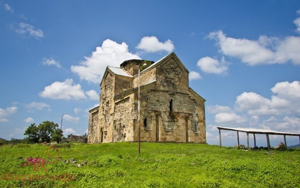Бедийиский собор. Ткуарчал. Абхазия – фотографии Абхазии