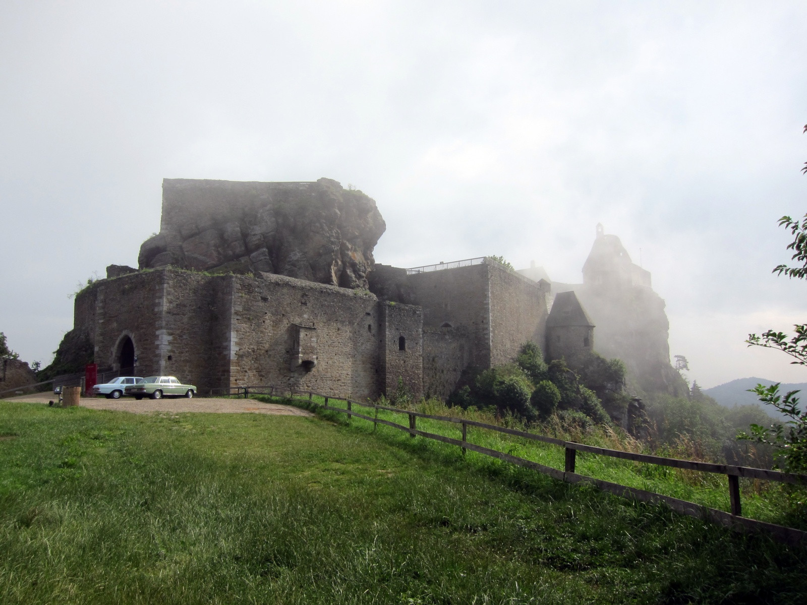 Замок Аггштайн (Burgruine Aggstein) – фотографии Австрии