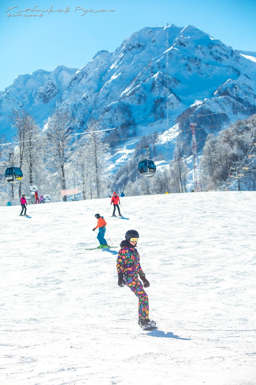 Учебный склон. Шале. Роза Хутор. Сочи – фотографии России