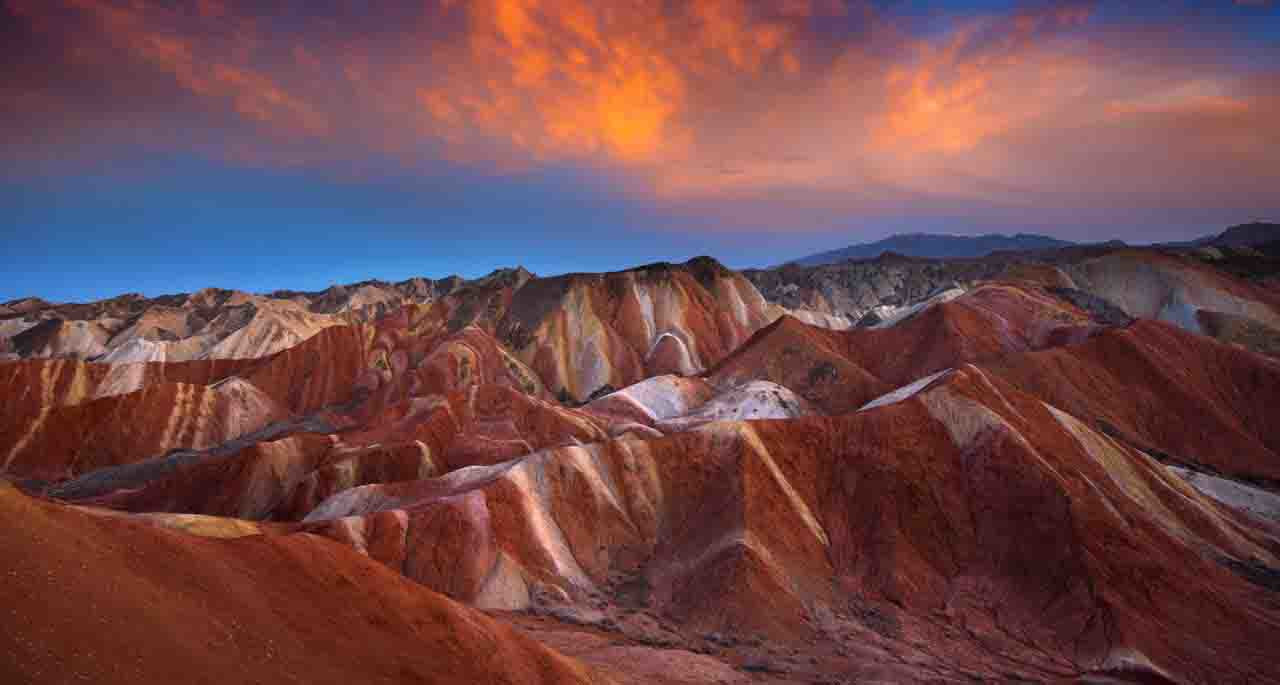 Разноцветные скалы Чжанъе Данься (Zhangye Danxia) в Чжанъе, Китай – фотографии Китая