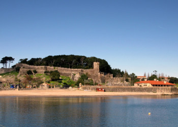 Замок Монтерреал в Байоне – фотографии Испании