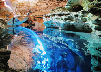 Пещера Зачарованного колодца является домом для более чем десяти видов летучих мышей – фотографии Бразилии