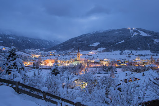 Огни города Радштадт. Австрия – фотографии Австрии