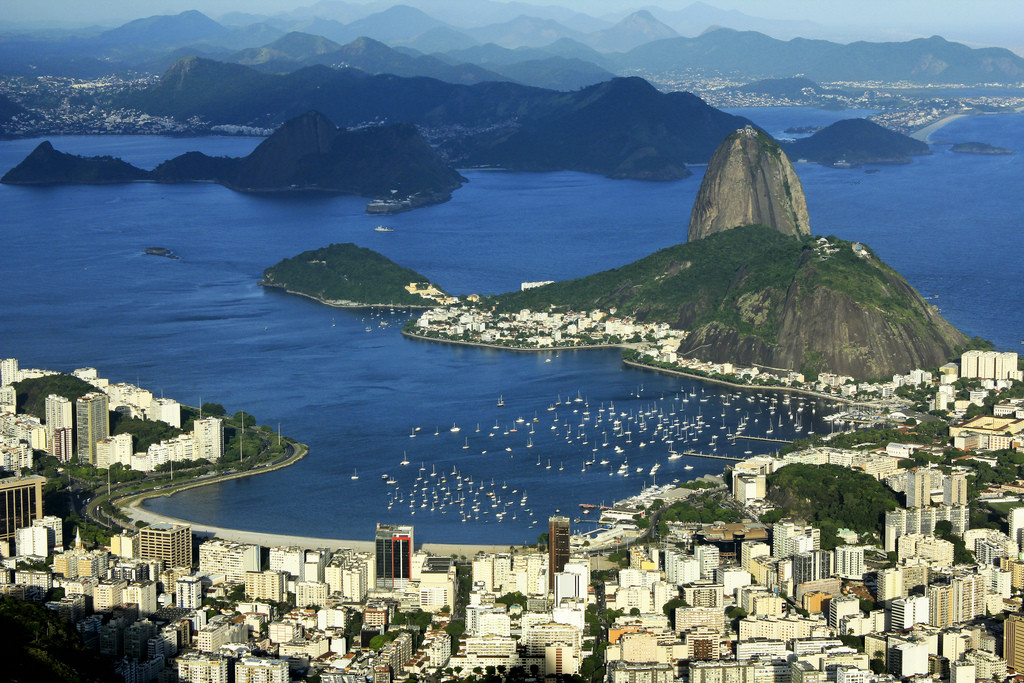 Символ Рио - гора Сахарная Голова – фотографии Бразилии